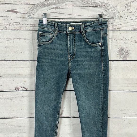 Zara Womens Jeans size US 2 Blue High Rise Skinny inseam 26.5 stretch - Picture 2 of 8